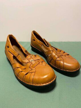 Clarks Bendables Nikki Leather Shoes SIZE 8